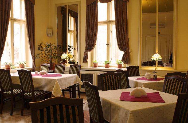 Pensjonat Palacyk Bed and Breakfast Łańcut Exterior foto