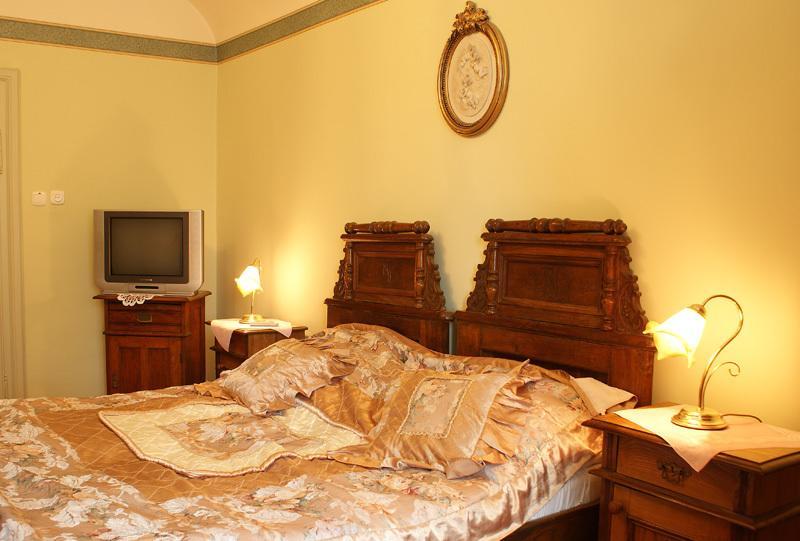 Pensjonat Palacyk Bed and Breakfast Łańcut Exterior foto